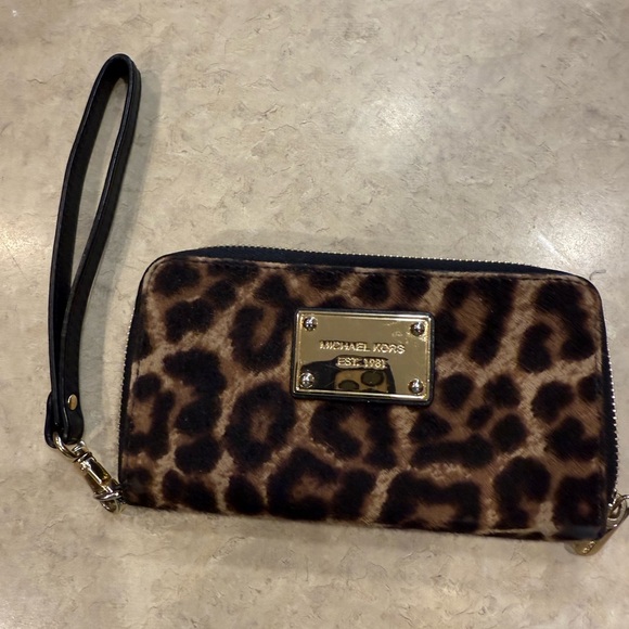 Michael Kors Handbags - Michael Kors Brown and Black Leopard Print Clutch